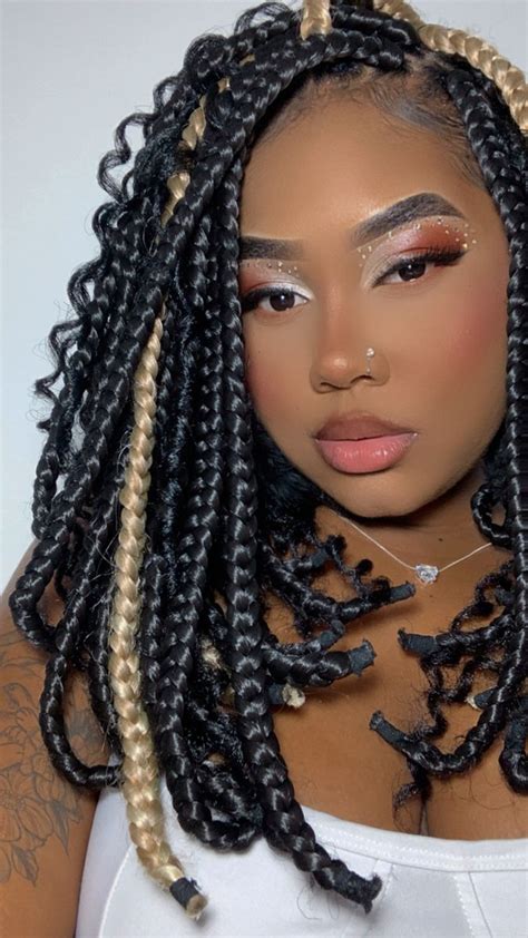 Trança Chanel , Box Braids .